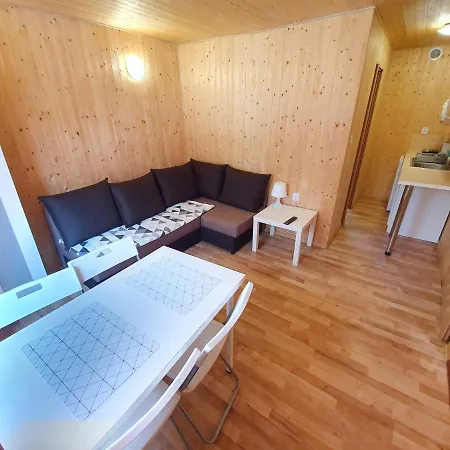 אכסניה Letniskowe Korona *